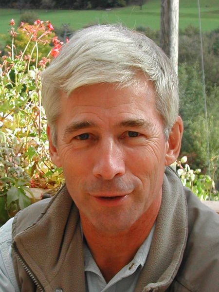 Dr. Andreas Dübendorfer