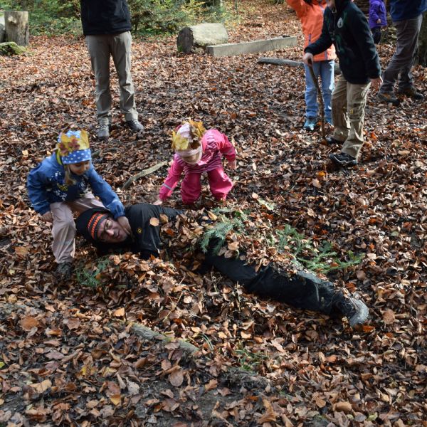 Jetzt fallet d'Blettli wieder (Foto: Erika Gisler)