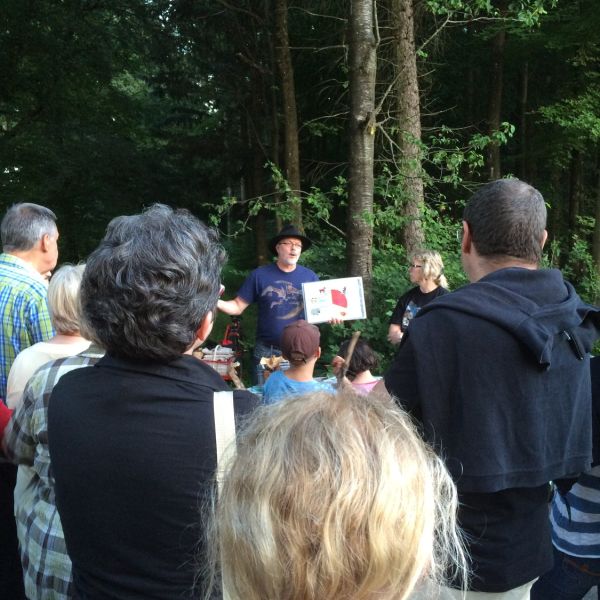 Fledermausexkursion 1.7.2016 (Foto: Erika Gisler)